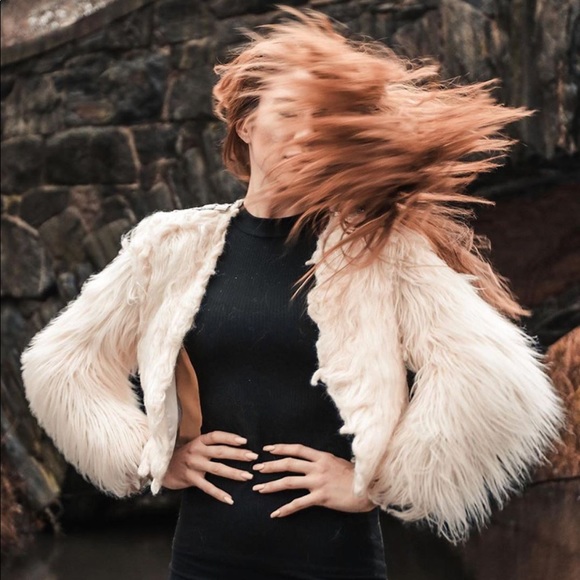 Forever 21 Jackets & Blazers - Forever21 furry jacket